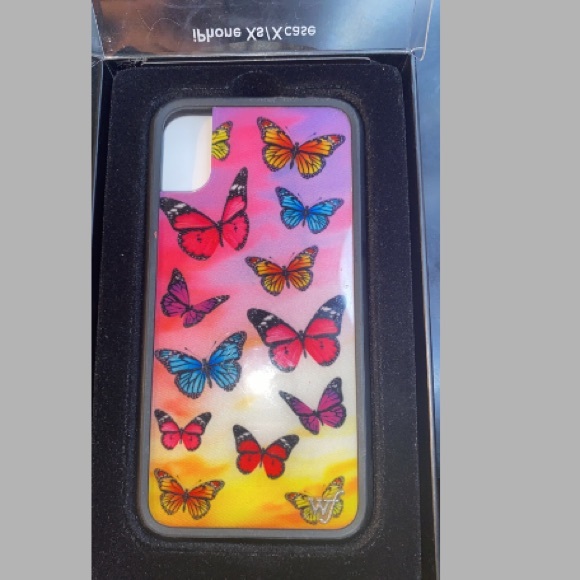 Wildflower iPhone X/Xs Collab - Picture 3 of 5